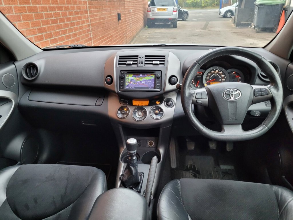 Used Toyota RAV4 2012 for sale - 76173139: Photo 19