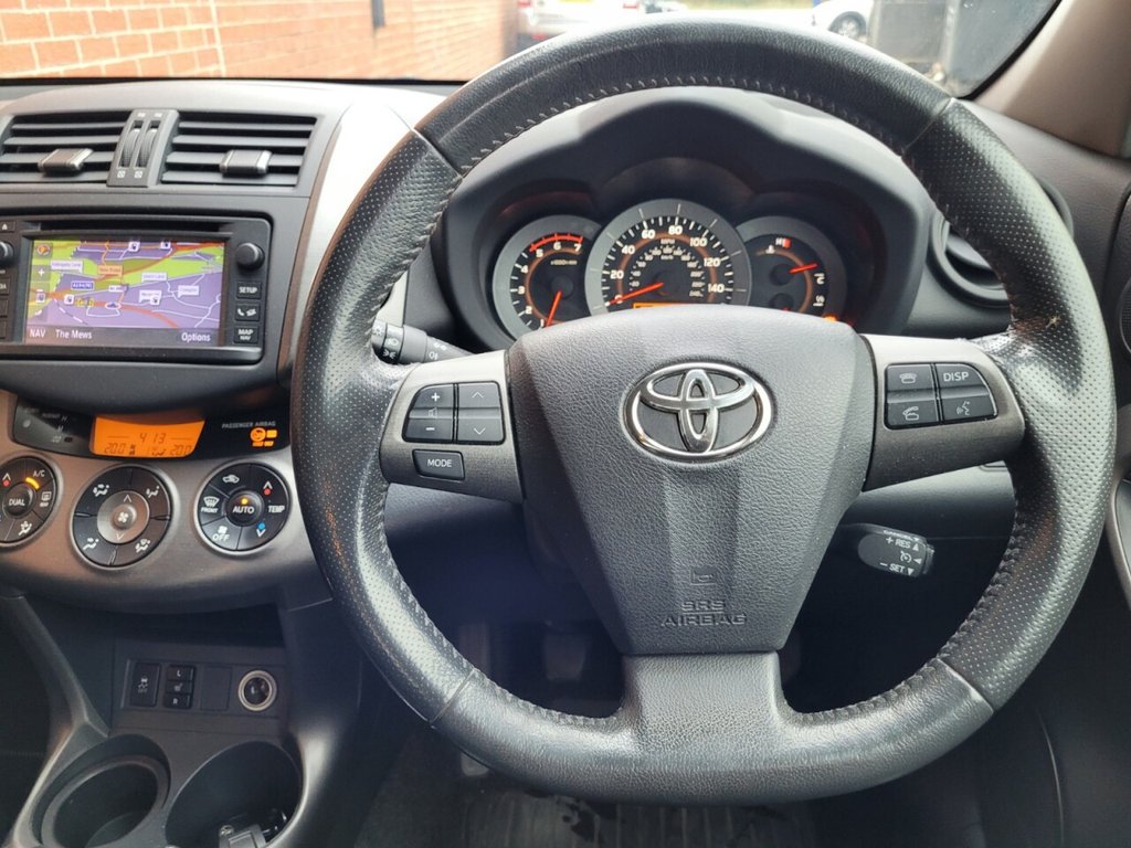 Used Toyota RAV4 2012 for sale - 76173139: Photo 23