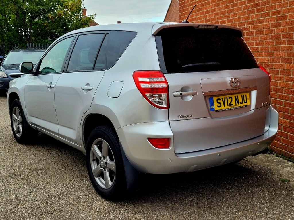 Used Toyota RAV4 2012 for sale - 76173139: Photo 4