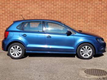 Used Volkswagen Polo 2015 for sale - 75352824: Photo
