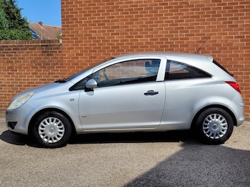 Used Vauxhall Corsa 2009 for sale - 75596722: Photo