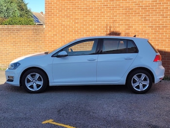Used Volkswagen Golf 2016 for sale - 76074135: Photo