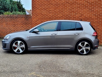 Used Volkswagen Golf 2016 for sale - 75679081: Photo