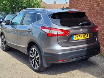 Used Nissan Qashqai 2016 for sale - 74575416: Photo