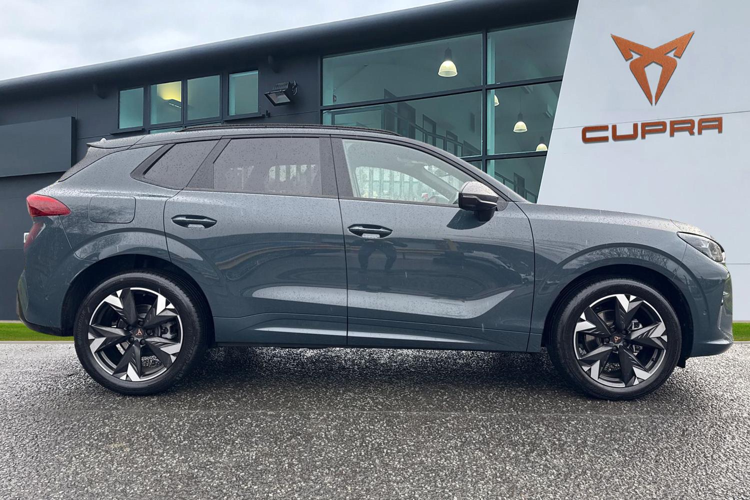 Used Cupra Terramar 2025 for sale - 77758405: Photo 3