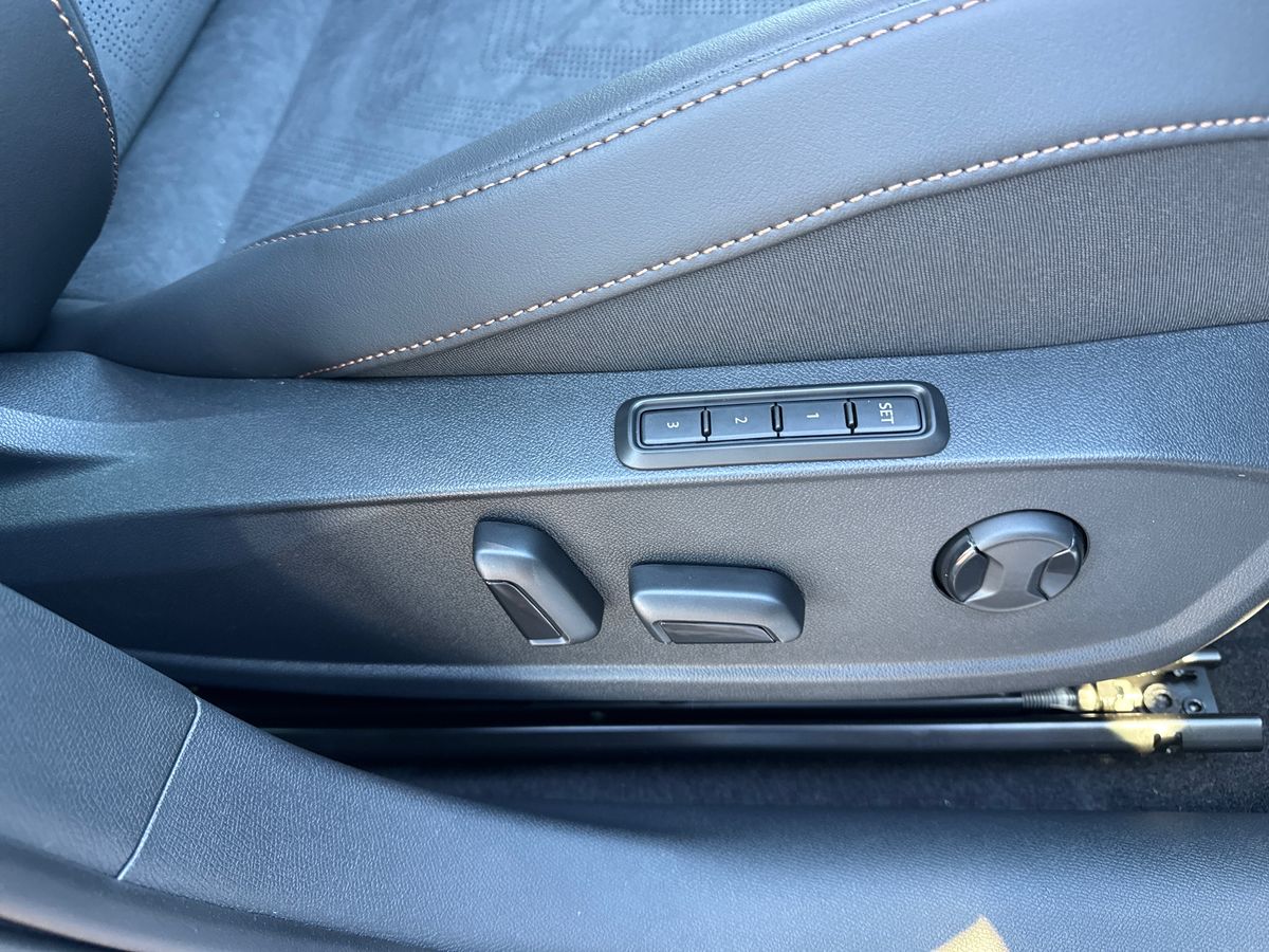 Used Cupra Leon 2026 for sale - 77631400: Photo 31