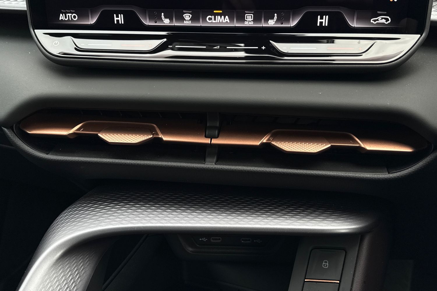 Used Cupra Terramar 2025 for sale - 77480748: Photo 19