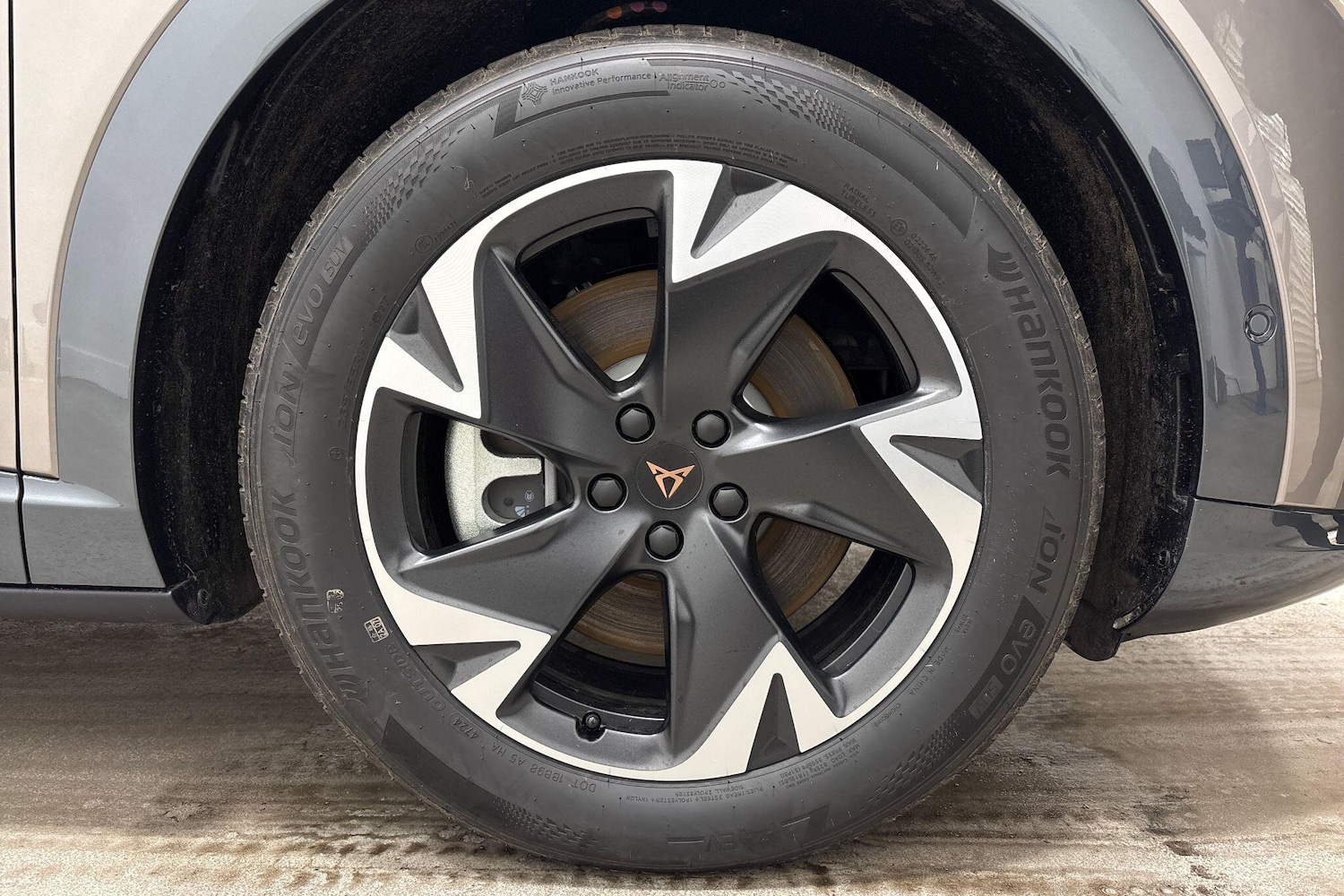 Used Cupra Tavascan 2025 for sale - 77161445: Photo 6