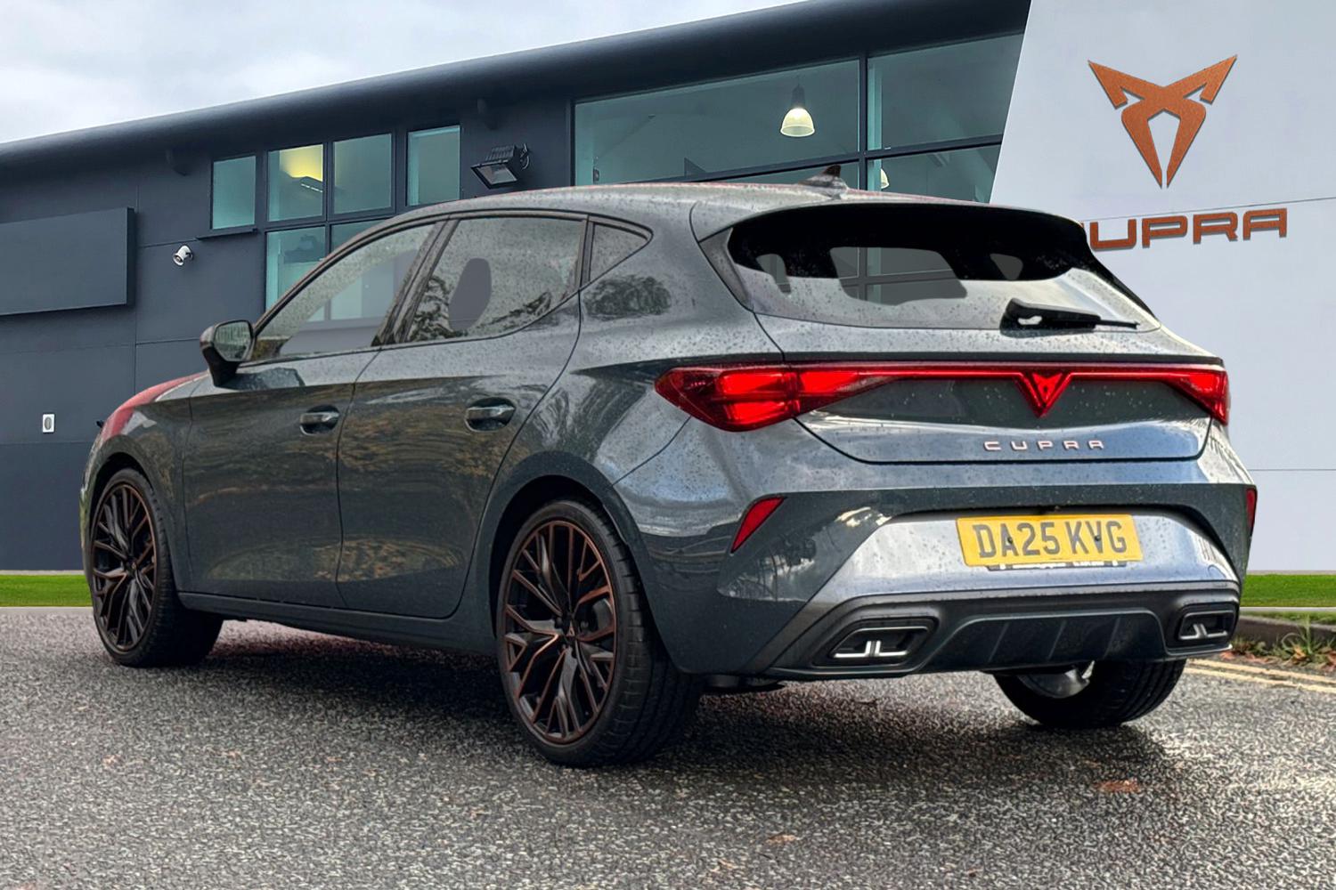 Used Cupra Leon 2025 for sale - 76330817: Photo 2
