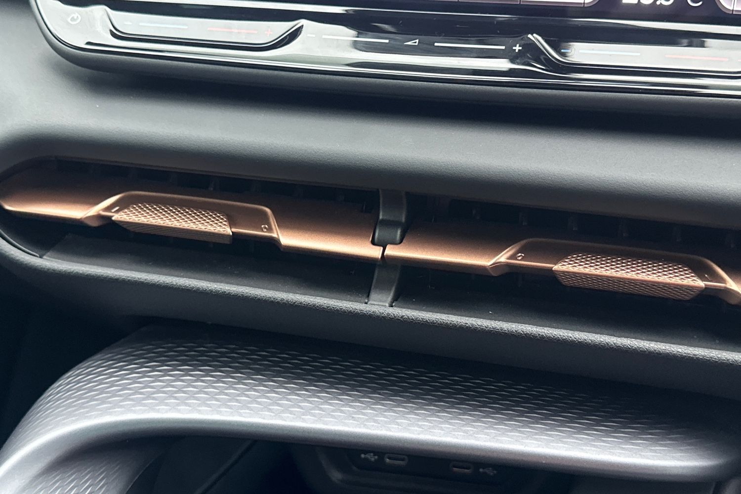 Used Cupra Terramar 2025 for sale - 77161376: Photo 32