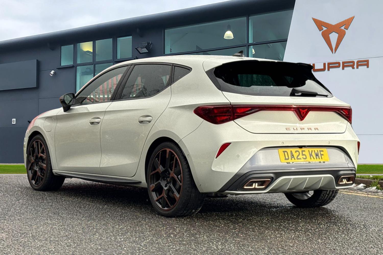 Used Cupra Leon 2025 for sale - 77135424: Photo 2