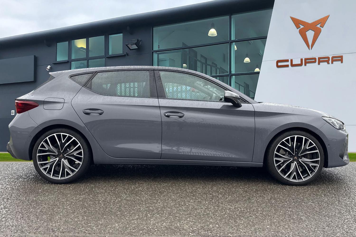 Used Cupra Leon 2025 for sale - 77493930: Photo 3