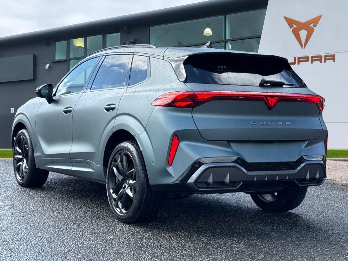 Used Cupra Terramar 2025 for sale - 76617137: Photo 2