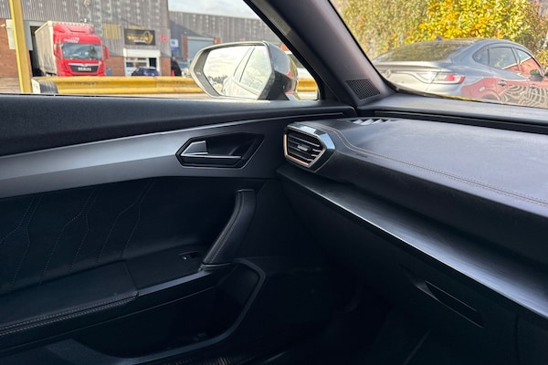 Used Cupra Formentor 2022 for sale - 76268039: Photo 32