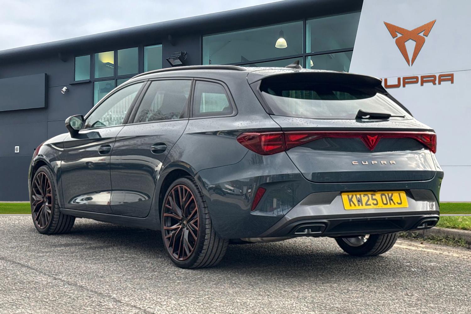 Used Cupra Leon 2025 for sale - 77764556: Photo 2