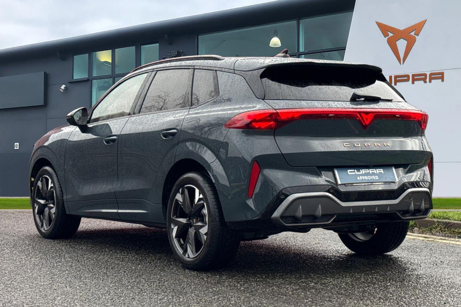 Used Cupra Terramar 2025 for sale - 77161338: Photo 2