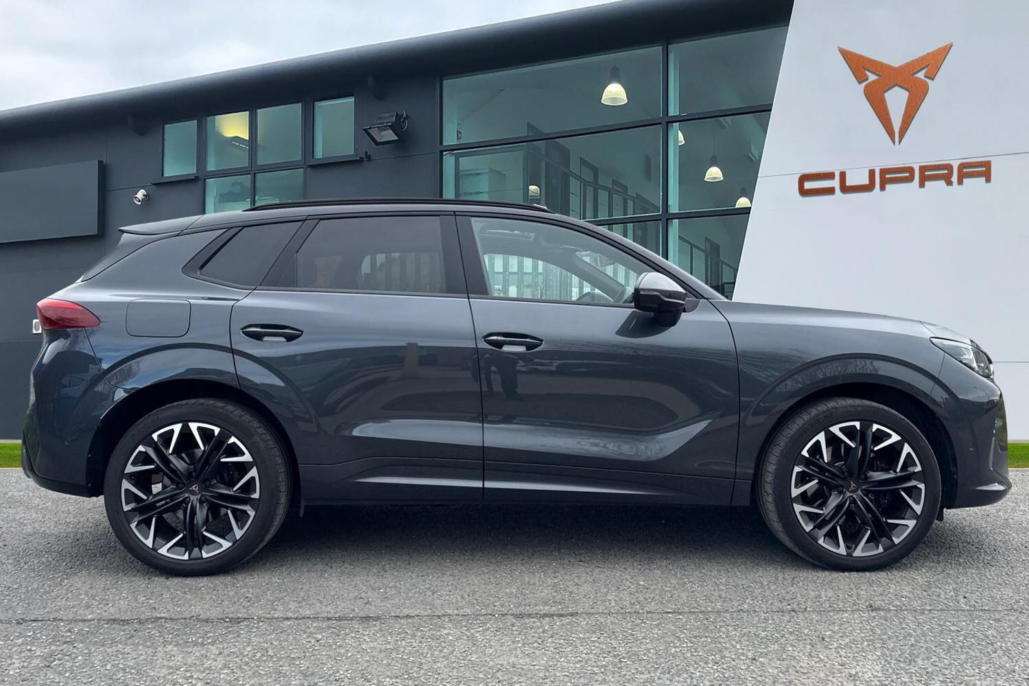 Used Cupra Terramar 2025 for sale - 78029543: Photo 2