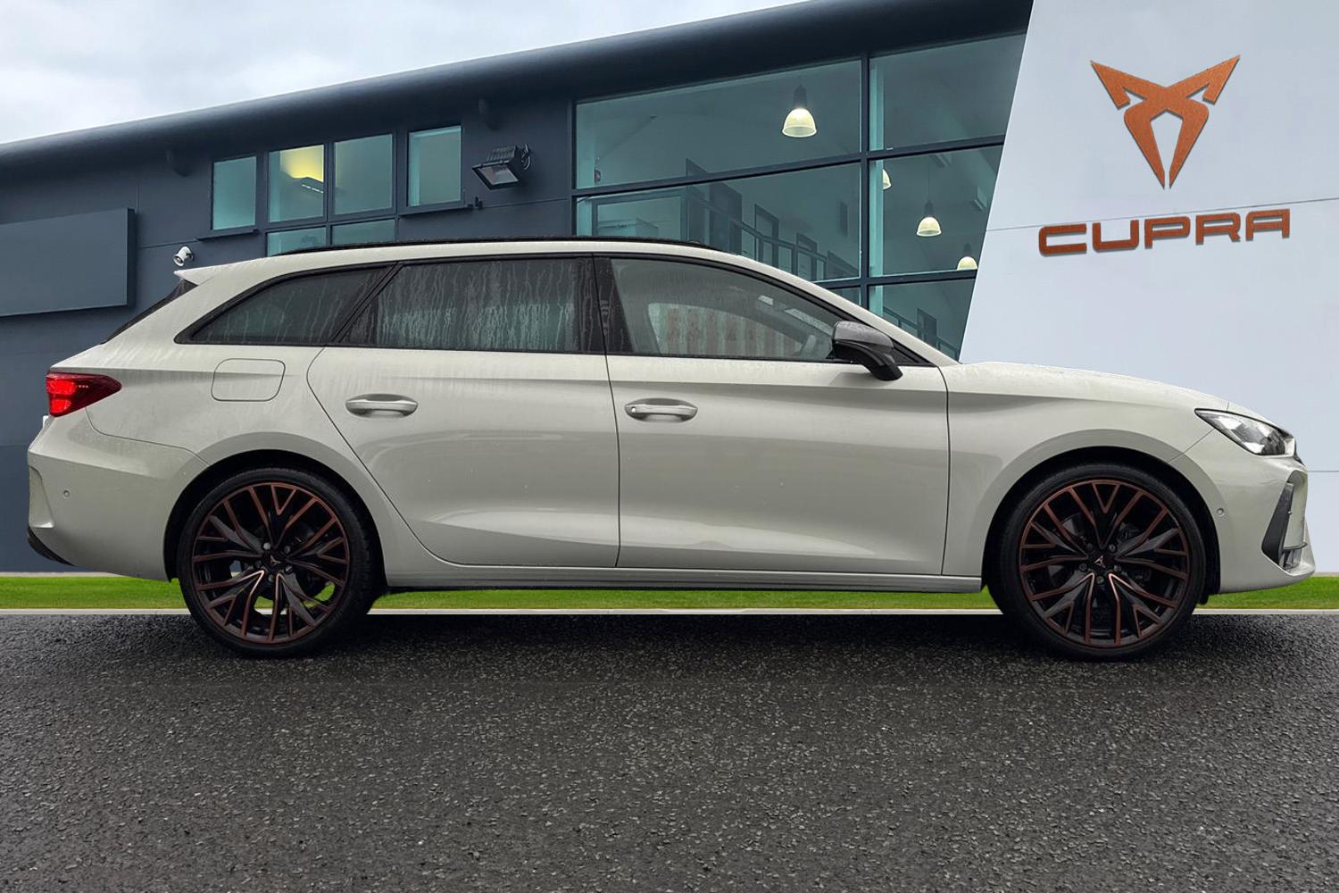 Used Cupra Leon 2025 for sale - 77187537: Photo 3