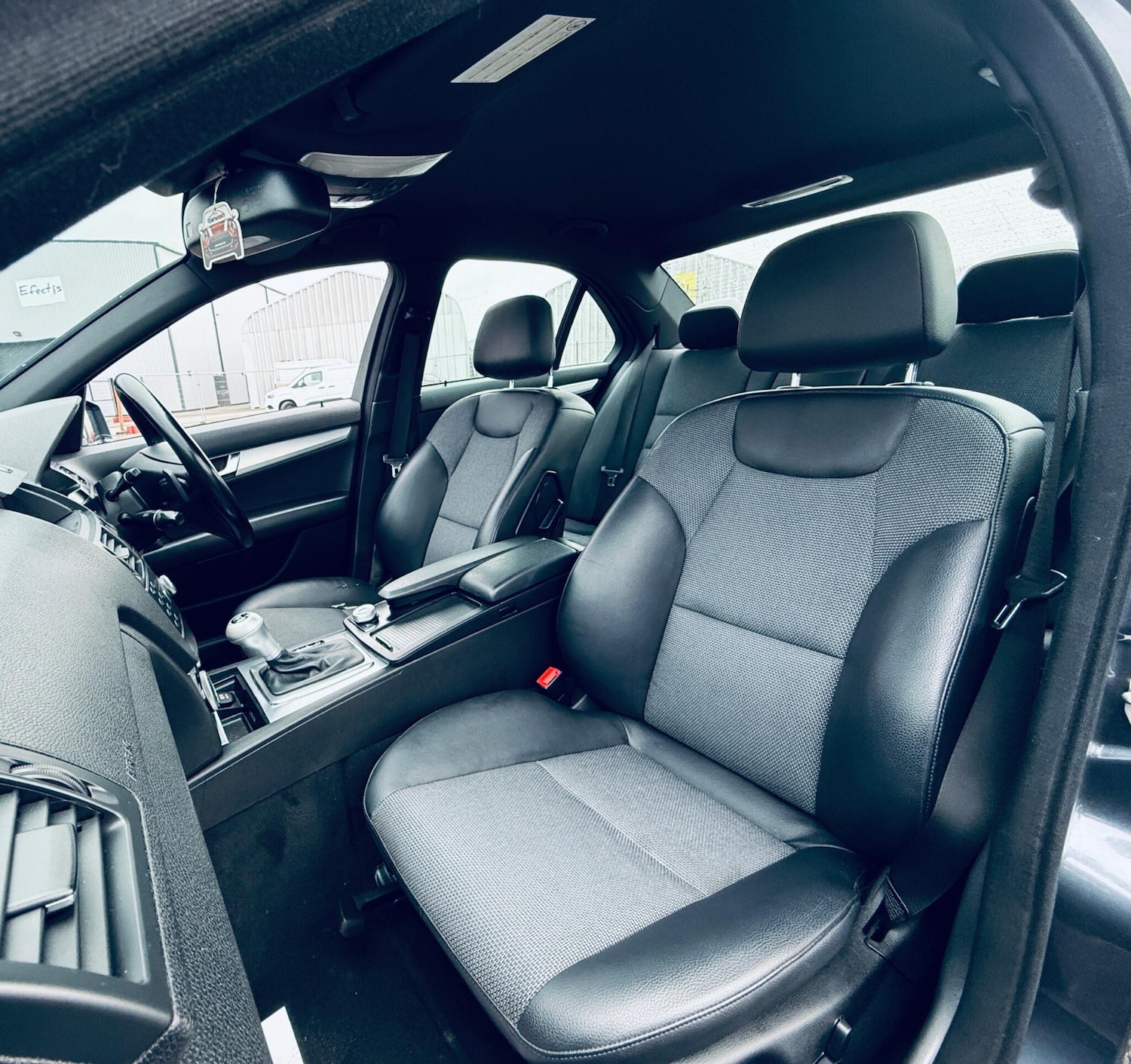 Used Mercedes-Benz C Class 2009 for sale - 76512783: Photo 21