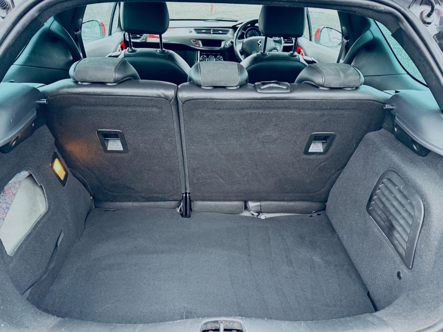 Used Citroen DS3 2013 for sale - 77163522: Photo 11