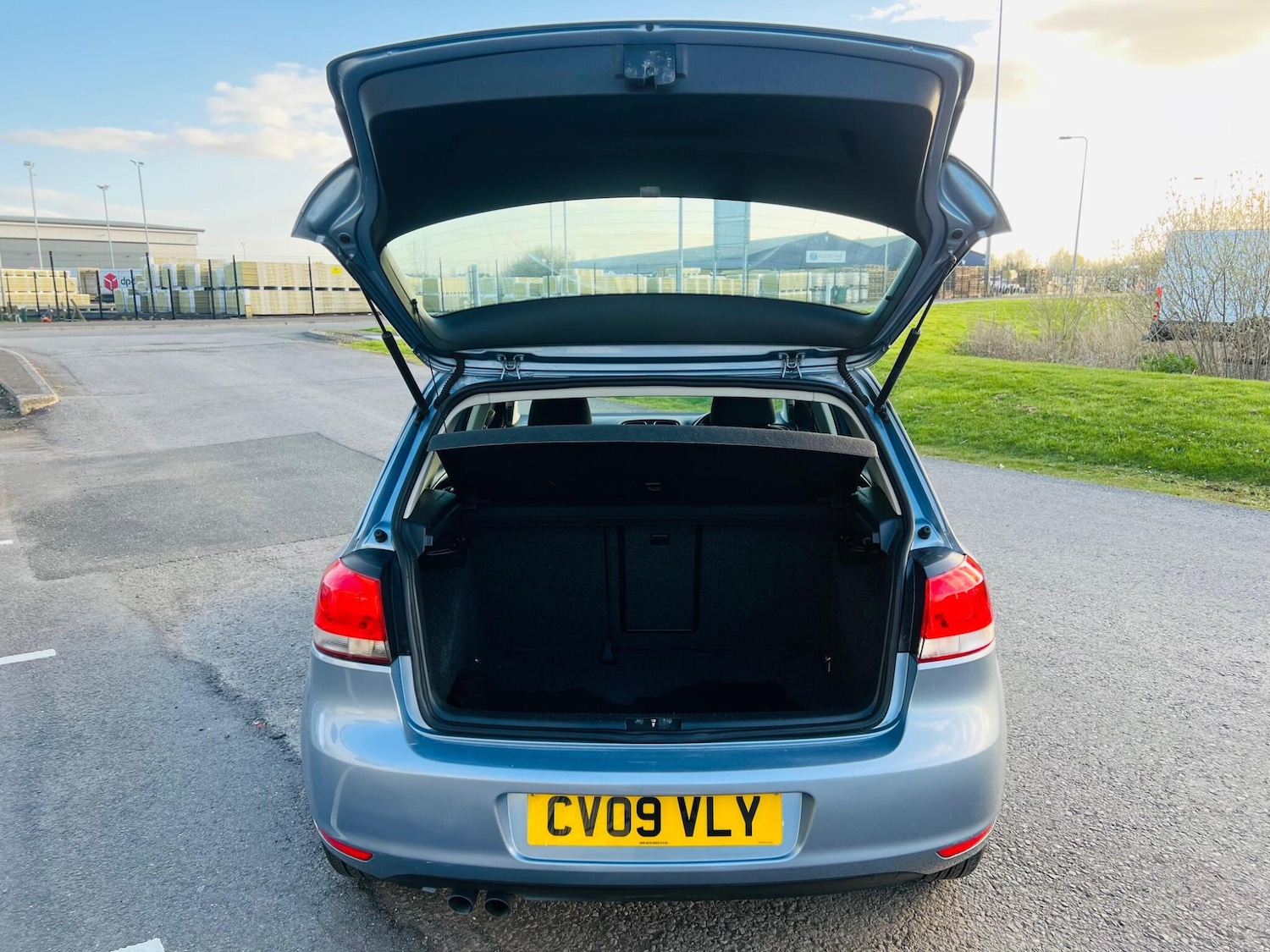 Used Volkswagen Golf 2009 for sale - 78073212: Photo 12