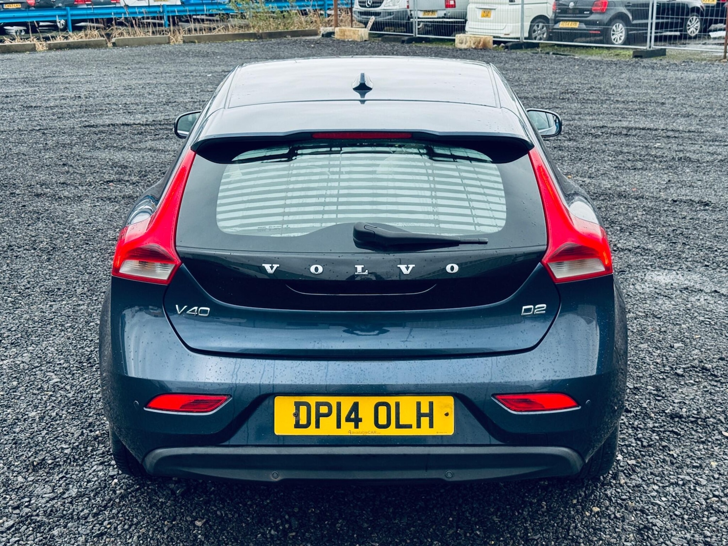 Used Volvo V40 2014 for sale - 77242650: Photo 10