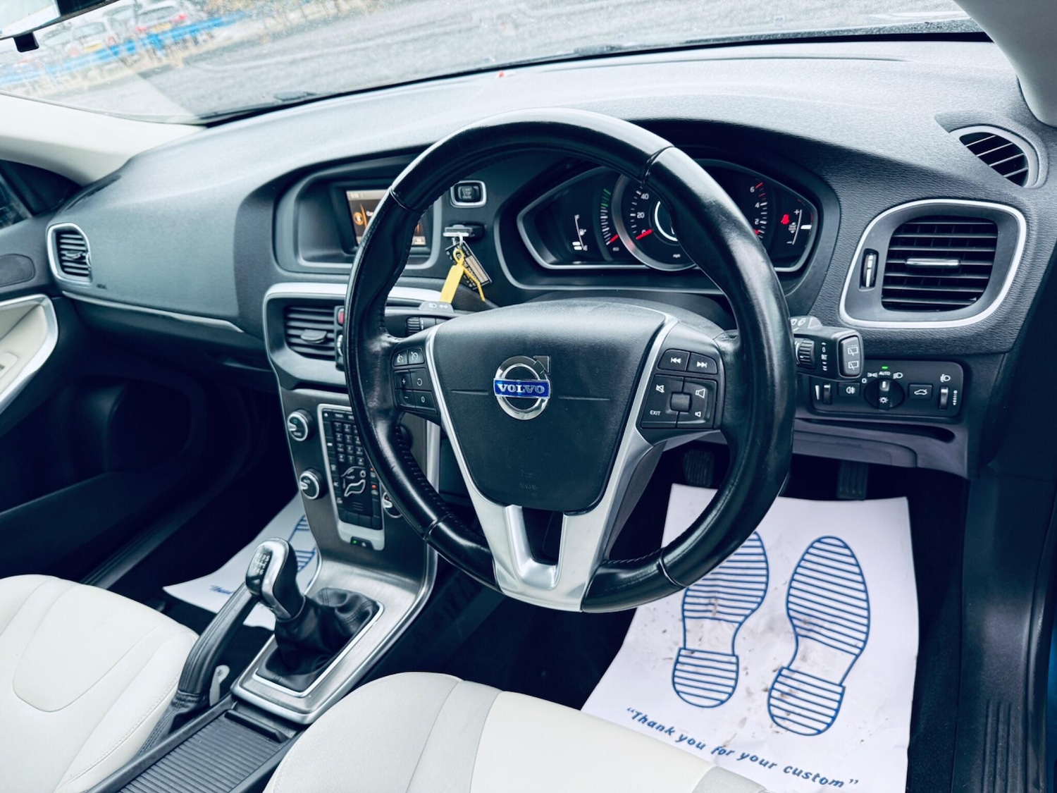 Used Volvo V40 2014 for sale - 77242650: Photo 14