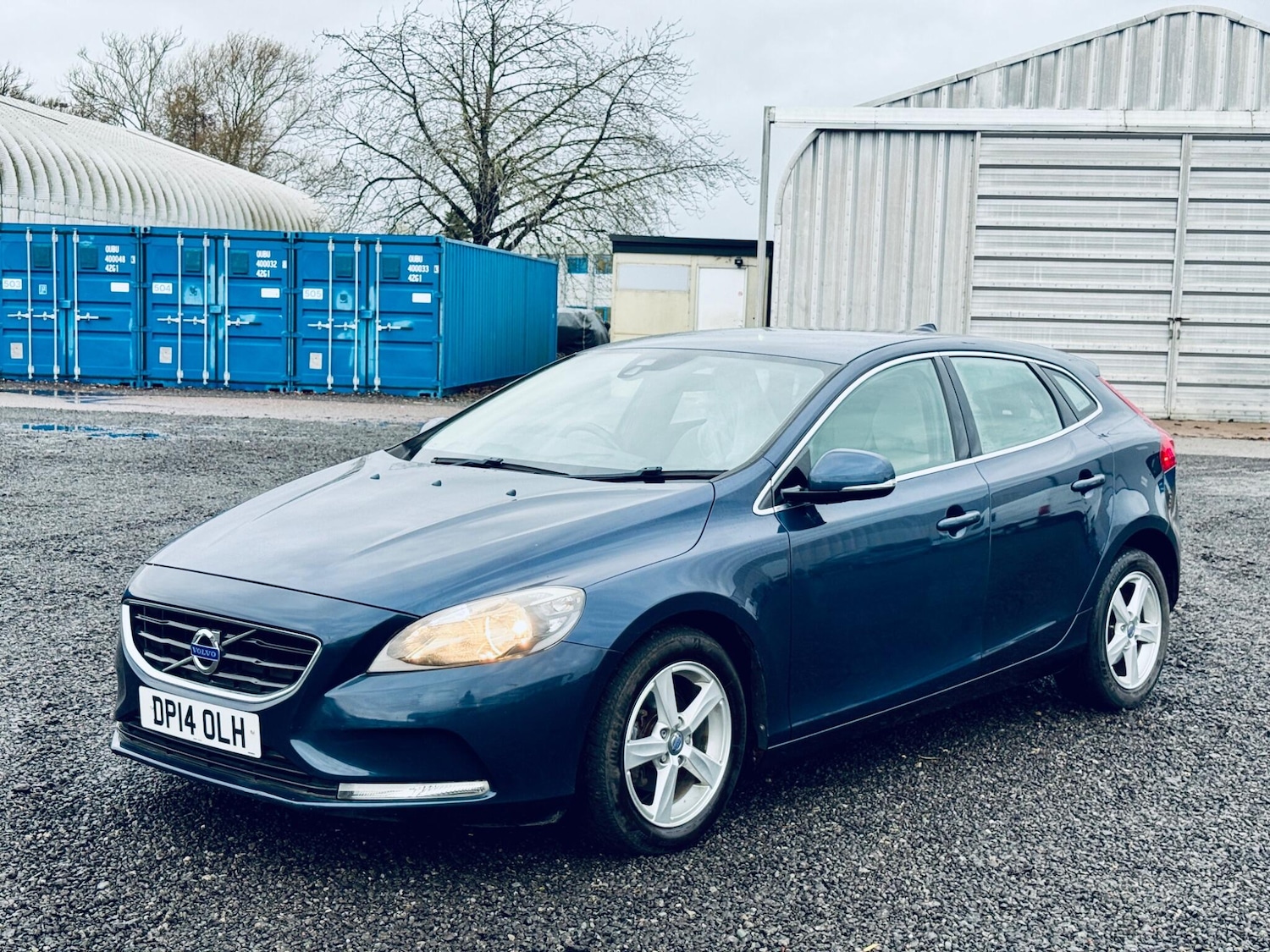 Used Volvo V40 2014 for sale - 77242650: Photo 4