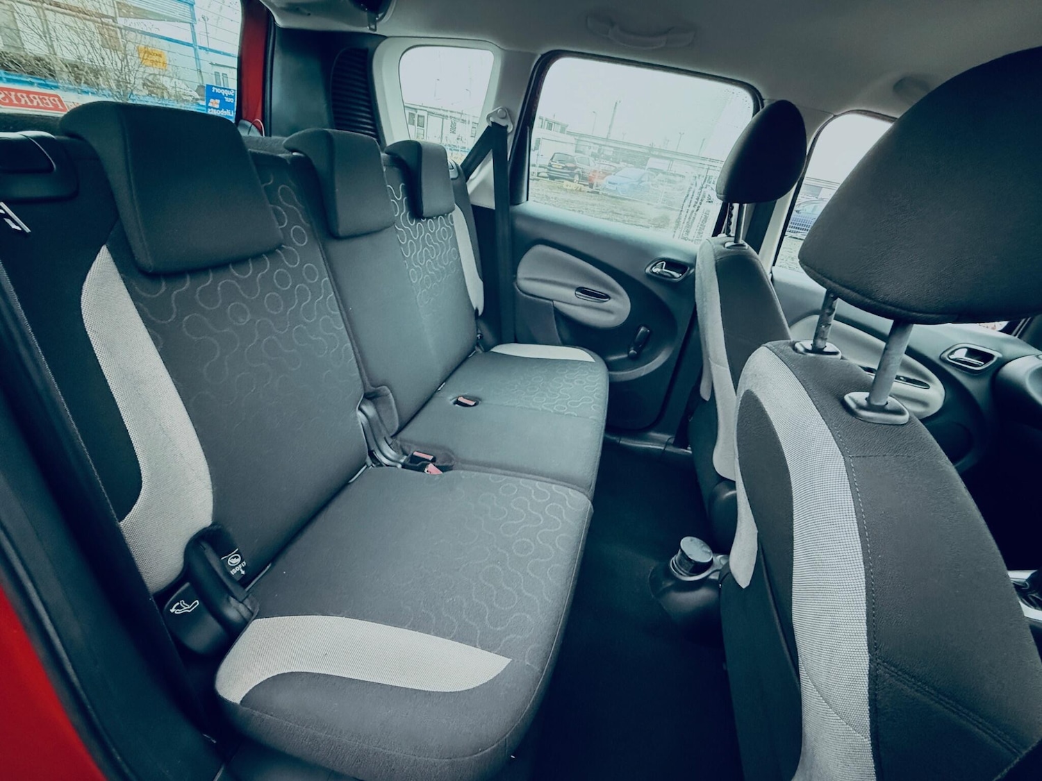 Used Citroen C3 Picasso 2012 for sale - 77166611: Photo 22