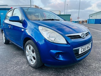 Used Hyundai i20 2011 for sale - 77396368: Photo