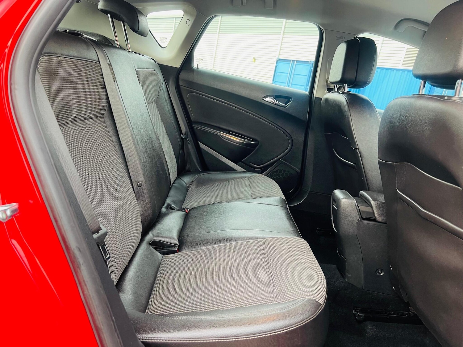 Used Vauxhall Astra 2012 for sale - 77768975: Photo 27