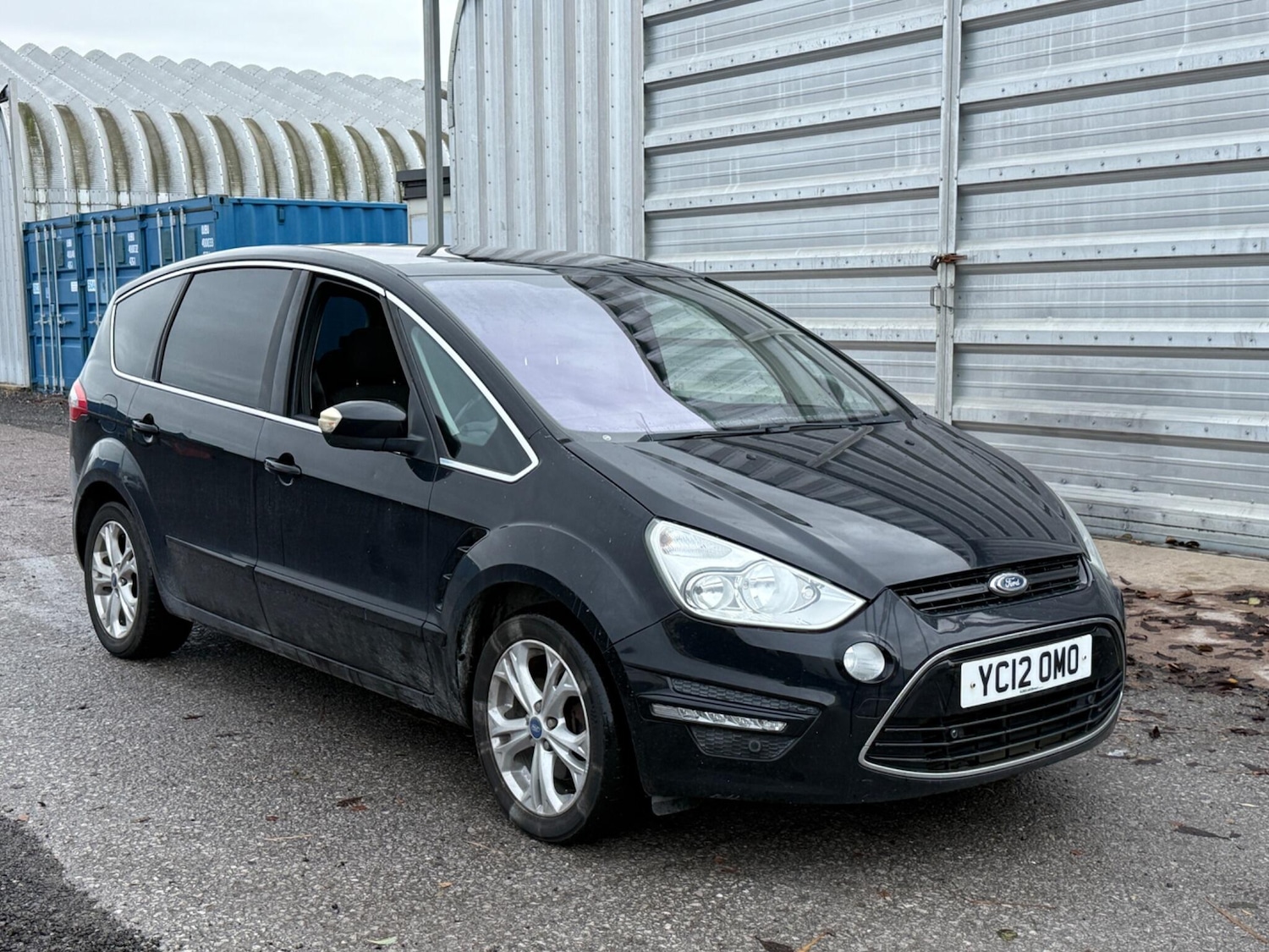 Used Ford S-Max 2012 for sale - 76866409: Photo 2