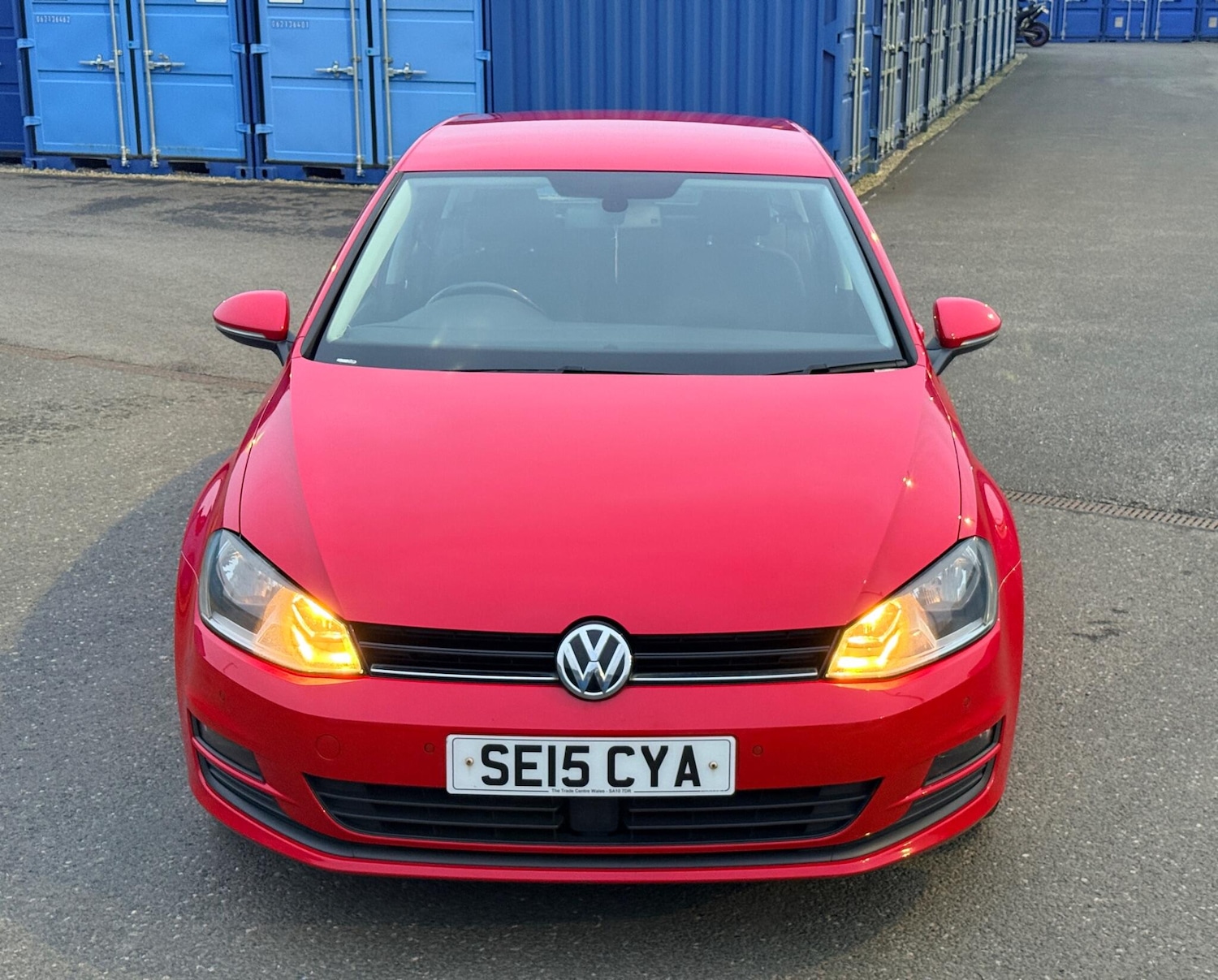 Used Volkswagen Golf 2015 for sale - 77040103: Photo 2