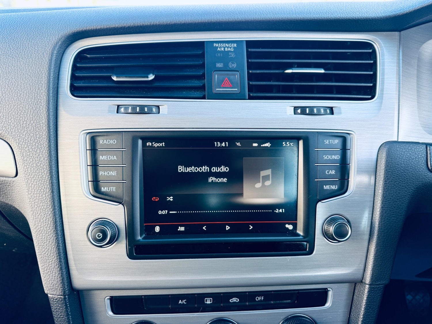 Used Volkswagen Golf 2015 for sale - 77040103: Photo 24