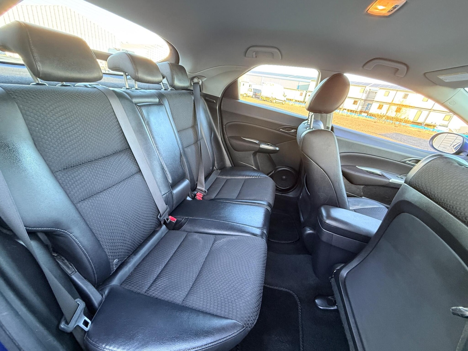 Used Honda Civic 2010 for sale - 77049921: Photo 23