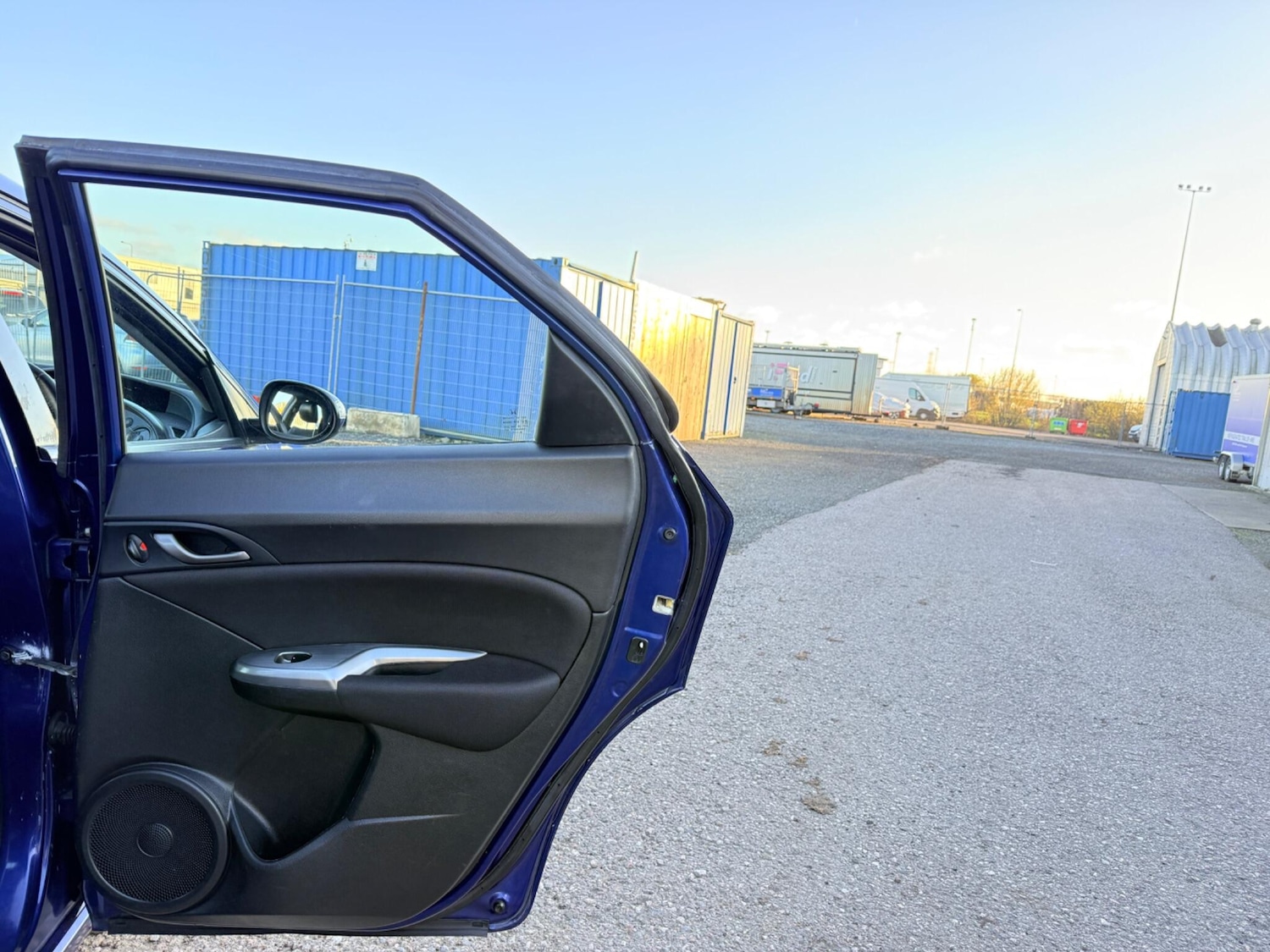 Used Honda Civic 2010 for sale - 77049921: Photo 27