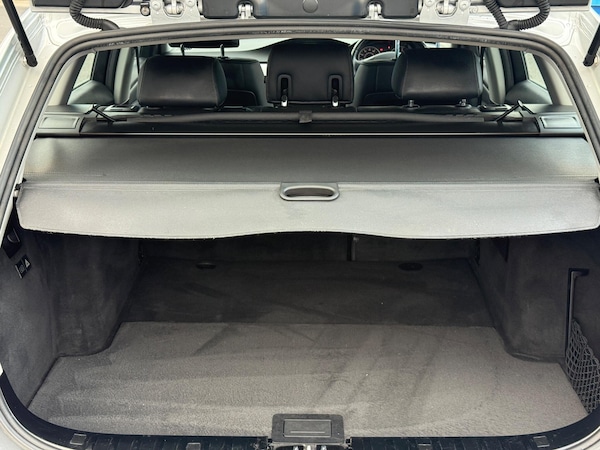 Used BMW 3 Series 2010 for sale - 76020908: Photo 12