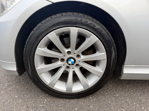 Used BMW 3 Series 2010 for sale - 76020908: Photo 31