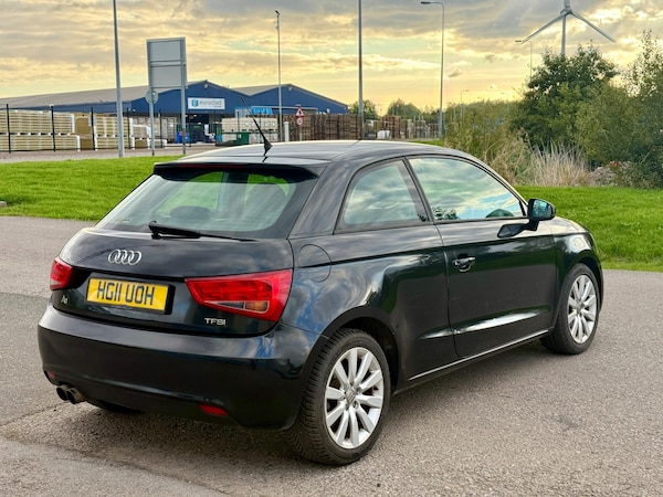 Used Audi A1 2011 for sale - 76060177: Photo 8