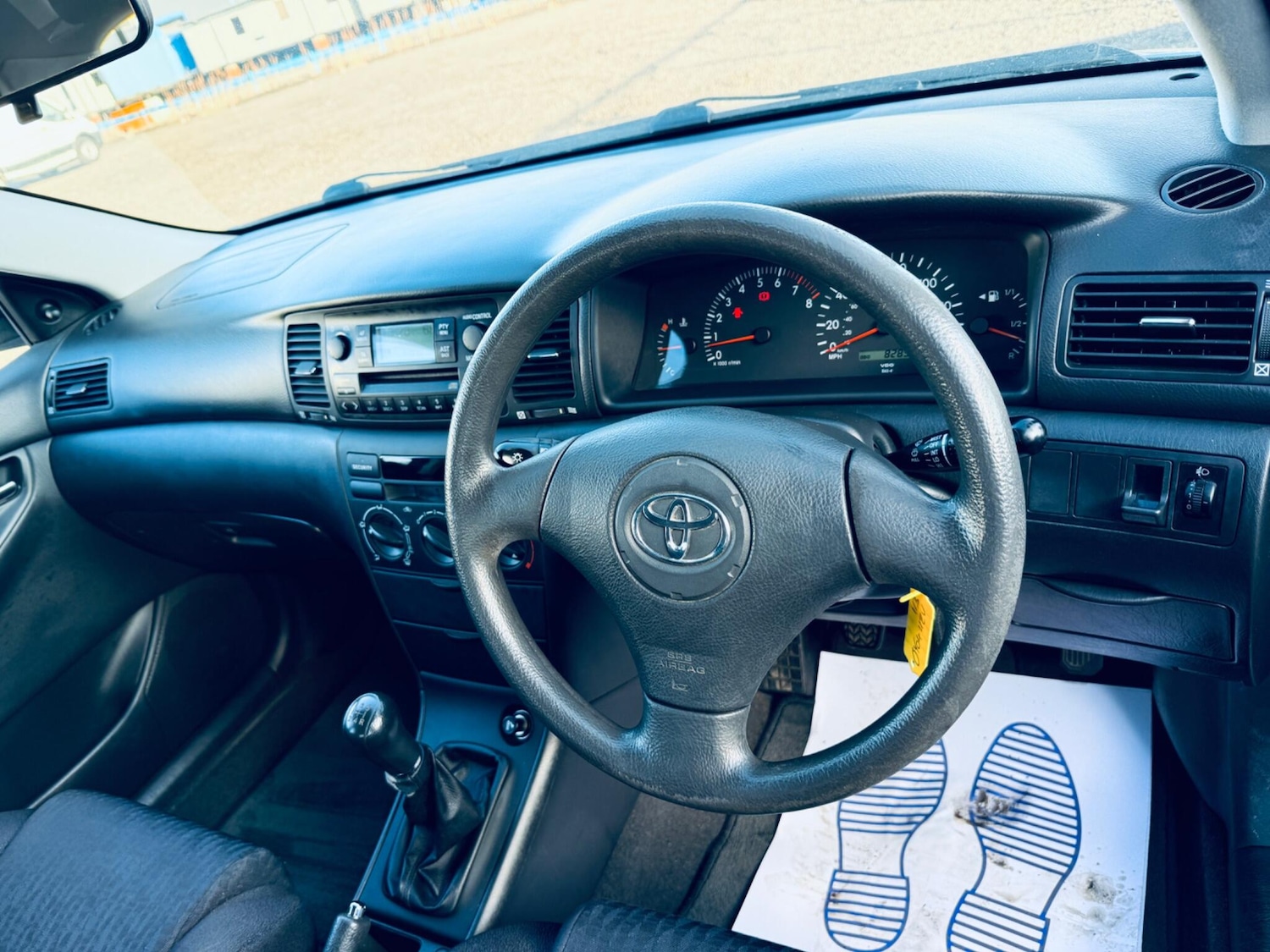 Used Toyota Corolla 2004 for sale - 77050008: Photo 14