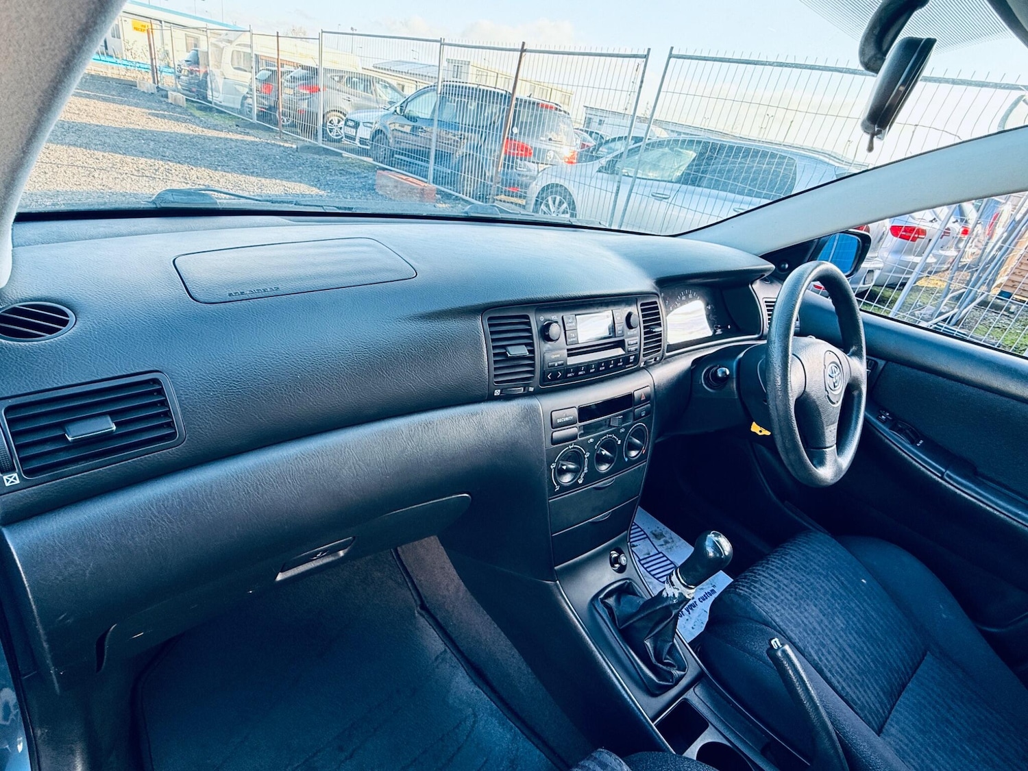 Used Toyota Corolla 2004 for sale - 77050008: Photo 15