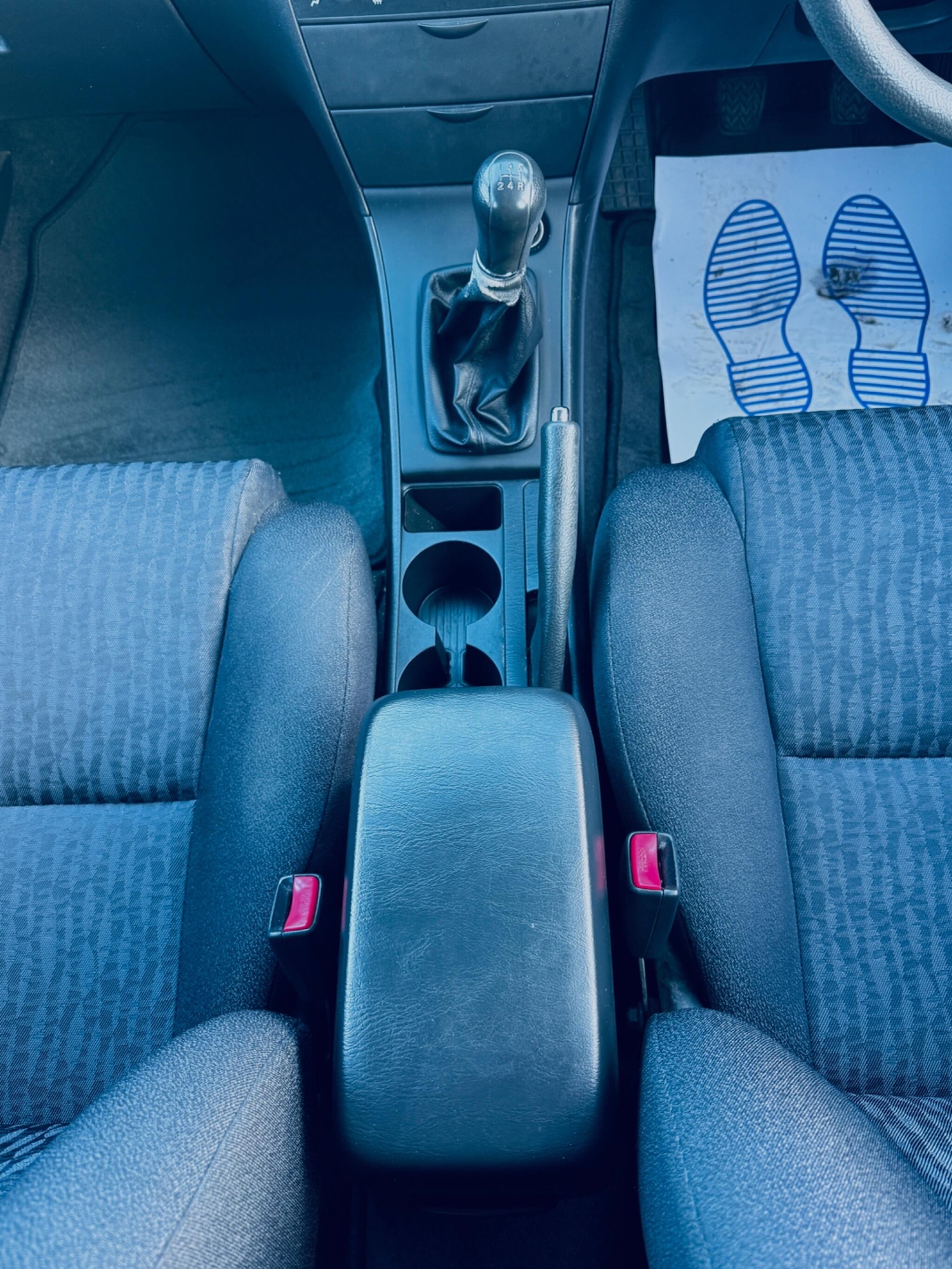 Used Toyota Corolla 2004 for sale - 77050008: Photo 19