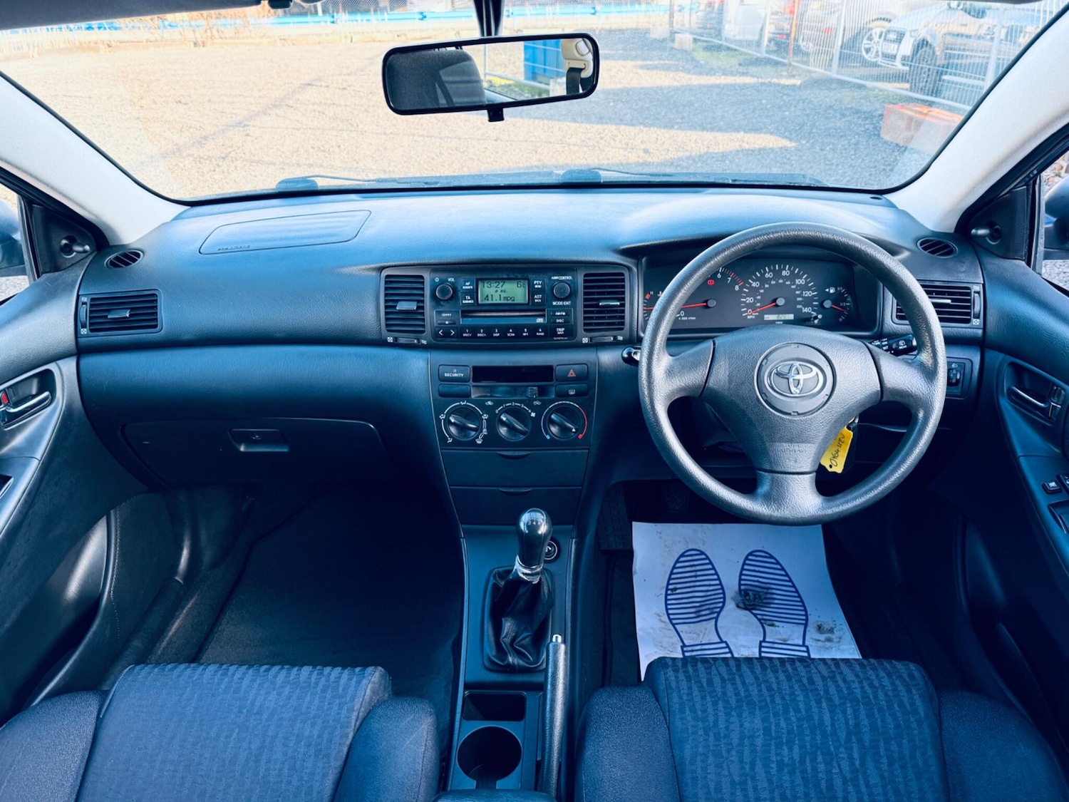 Used Toyota Corolla 2004 for sale - 77050008: Photo 20