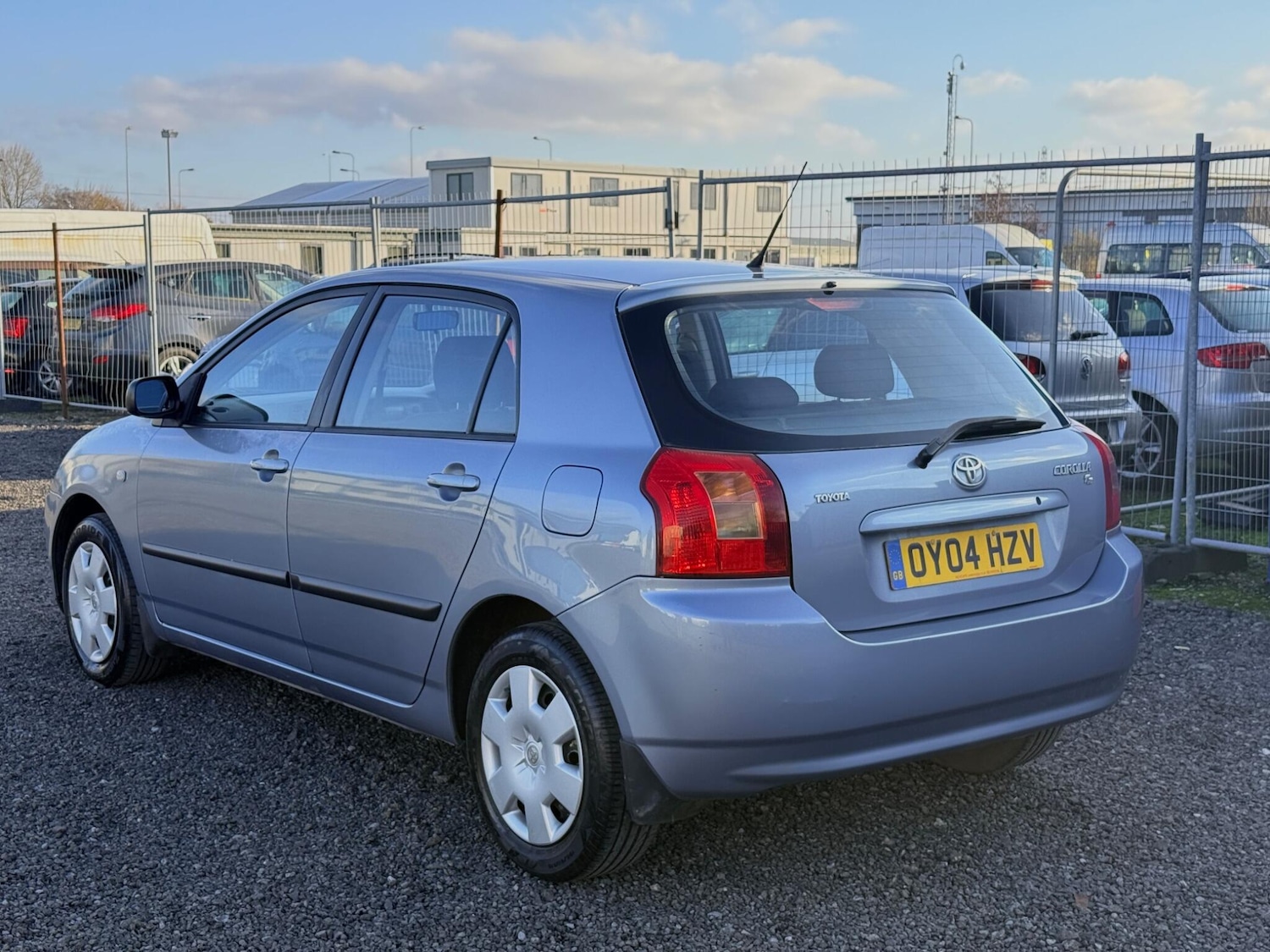 Used Toyota Corolla 2004 for sale - 77050008: Photo 8