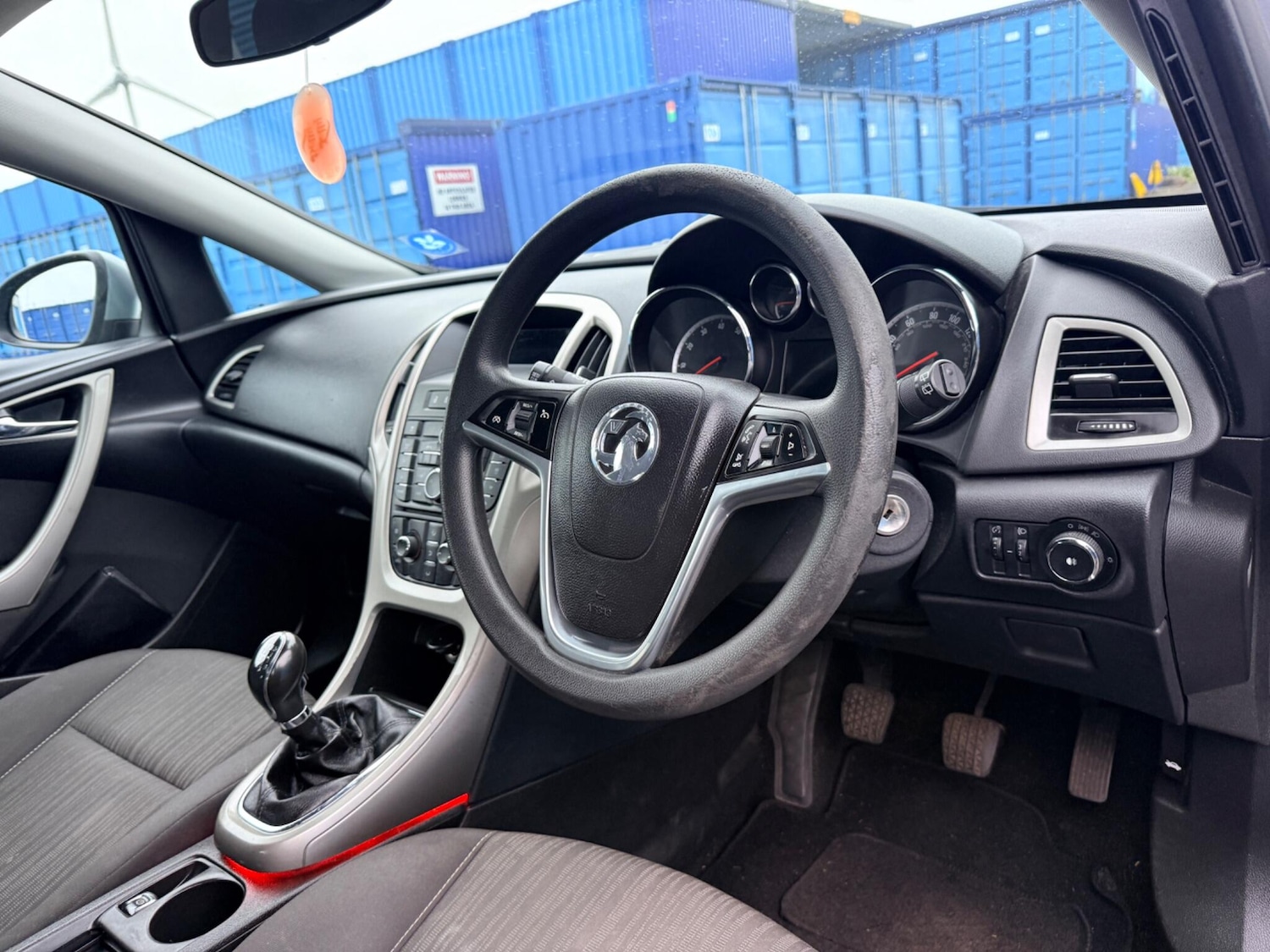 Used Vauxhall Astra 2010 for sale - 77892959: Photo 15