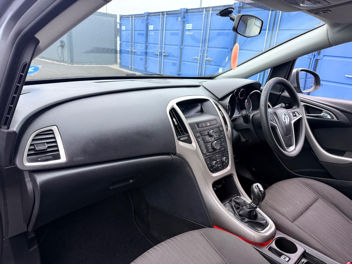 Used Vauxhall Astra 2010 for sale - 77892959: Photo 17