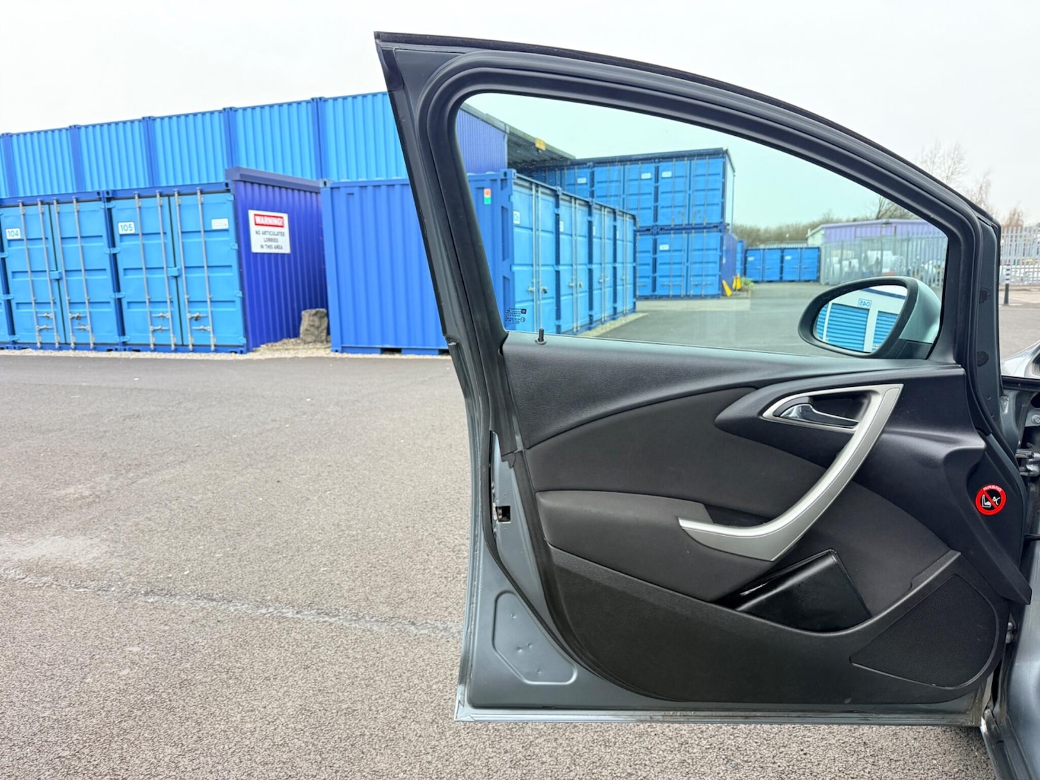 Used Vauxhall Astra 2010 for sale - 77892959: Photo 29