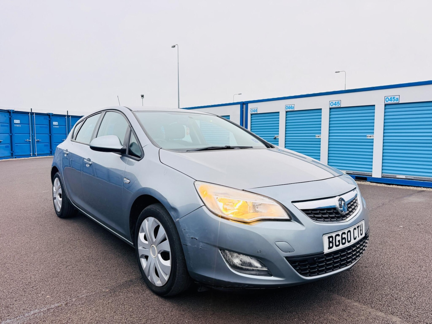 Used Vauxhall Astra 2010 for sale - 77892959: Photo 3