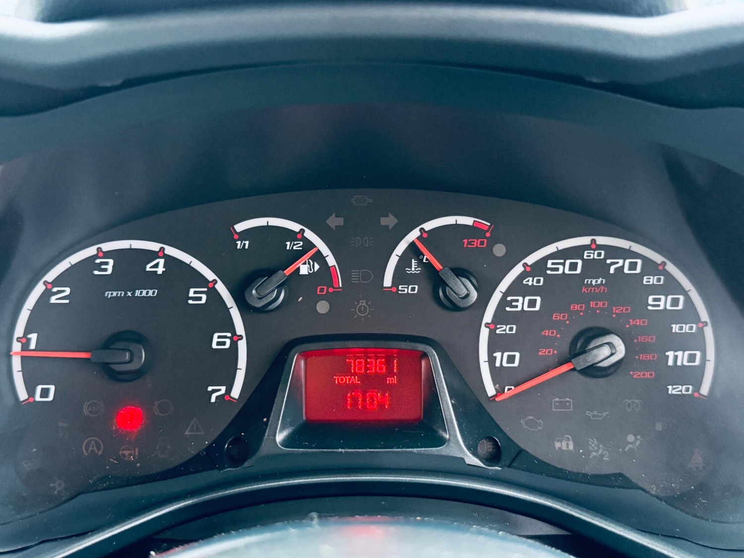 Used Ford Ka 2013 for sale - 76360309: Photo 17