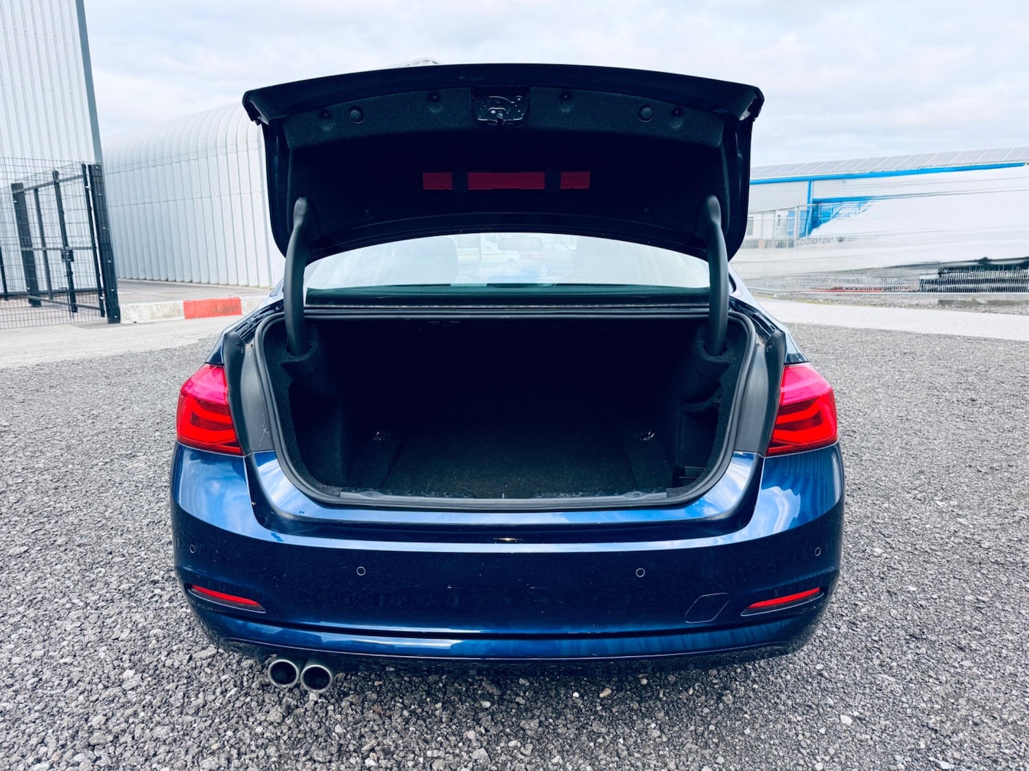 Used BMW 3 Series 2016 for sale - 77074874: Photo 11